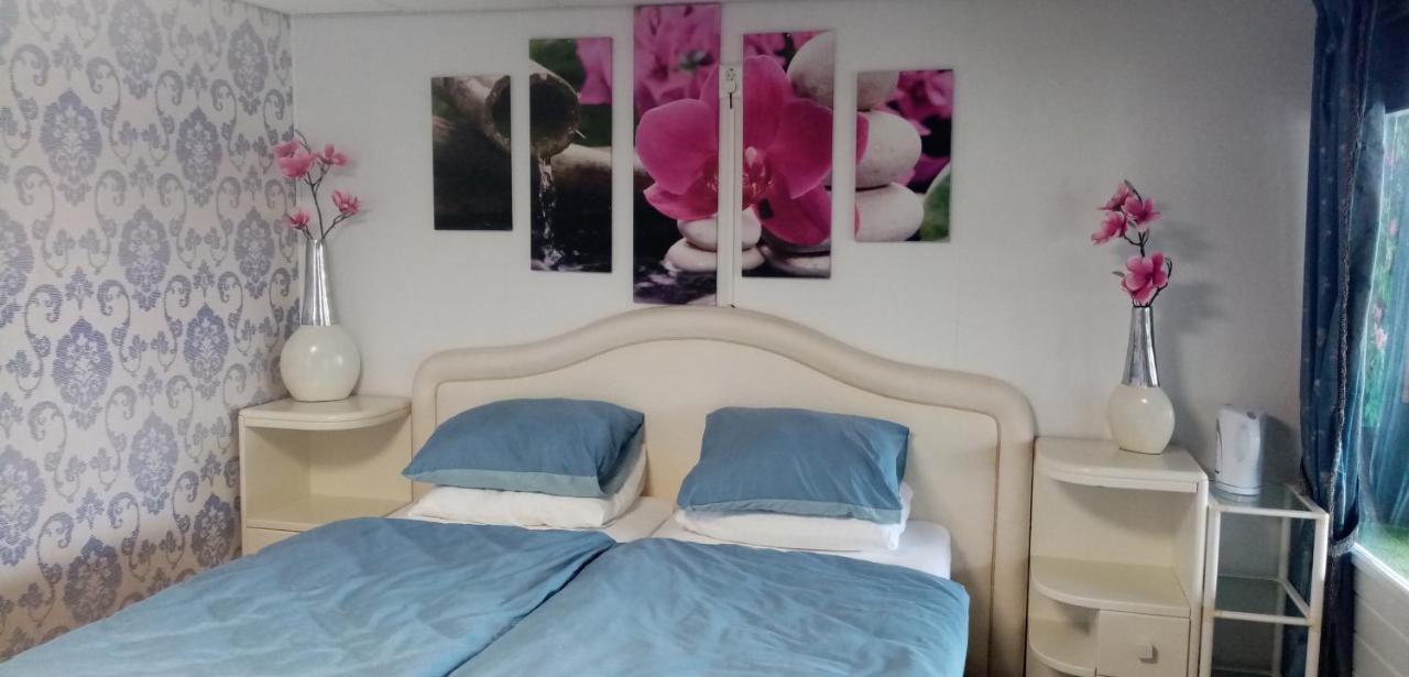 B&B Aan Het Water Earnewald Bagian luar foto