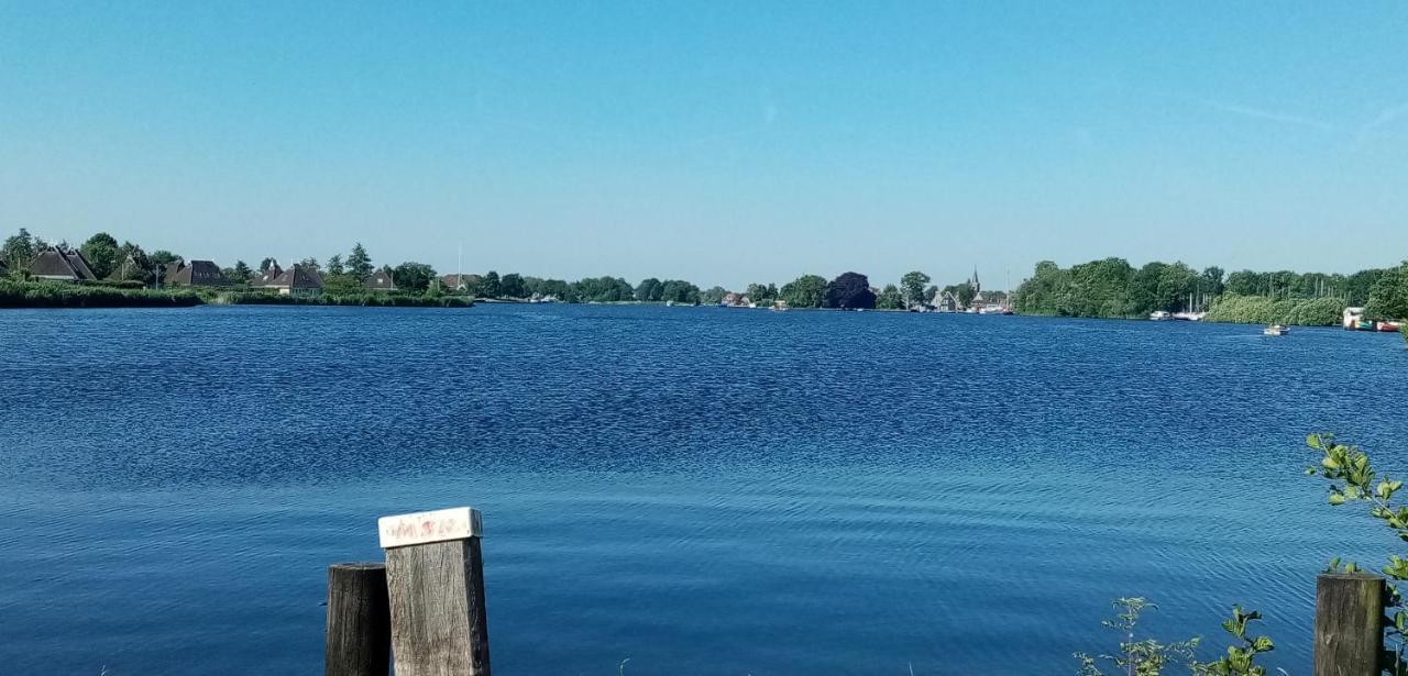 B&B Aan Het Water Earnewald Bagian luar foto