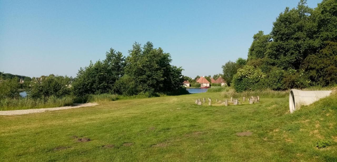 B&B Aan Het Water Earnewald Bagian luar foto